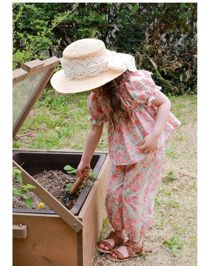 ロングパンツ・スウェットパンツ フラワープリントサイドレースクロップドパンツ【mh0010278】