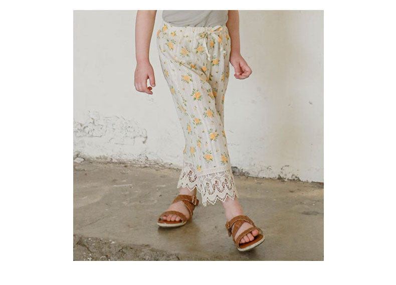 ロングパンツ・スウェットパンツ フラワープリント裾レースクロップドパンツ【mh0010290】