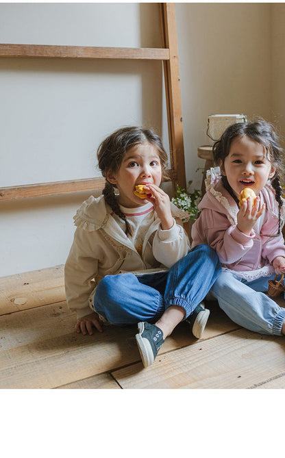 カーディガン・パーカー フリル襟付きジップアップパーカー 小花柄リボン付きポケット フード付きスウェット【mh0010825】