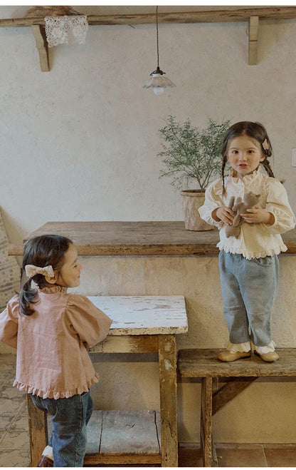 長袖シャツ・ブラウス フリルスタンドカラーブラウス 刺繍レース切り替えトップス【mh0010837】