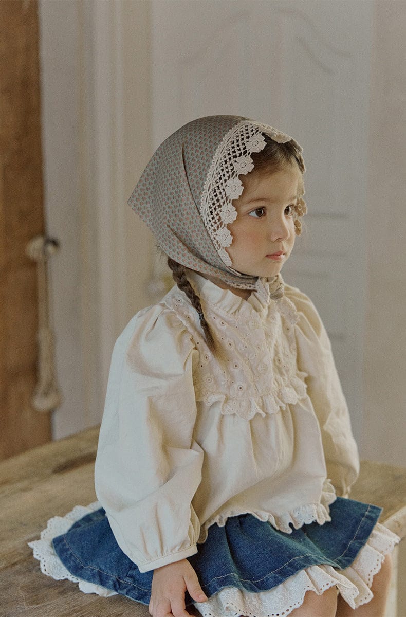 長袖シャツ・ブラウス フリルスタンドカラーブラウス 刺繍レース切り替えトップス【mh0010837】