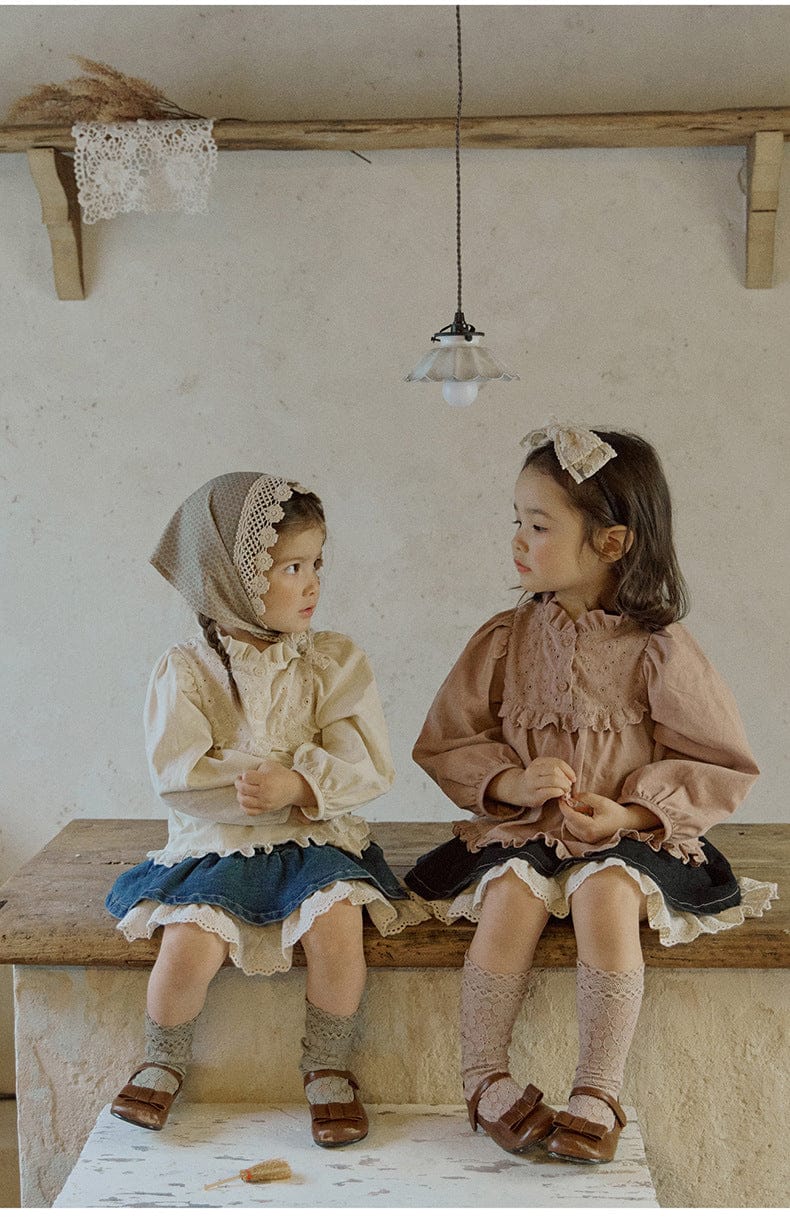 長袖シャツ・ブラウス フリルスタンドカラーブラウス 刺繍レース切り替えトップス【mh0010837】