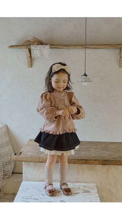 長袖シャツ・ブラウス フリルスタンドカラーブラウス 刺繍レース切り替えトップス【mh0010837】