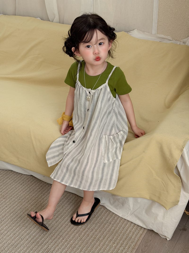 Striped Dress & Back Design Tee ストライプ ワンピース バックシャン Tシャツ【mh0012763】 MaiTianJi 半袖セットアップ