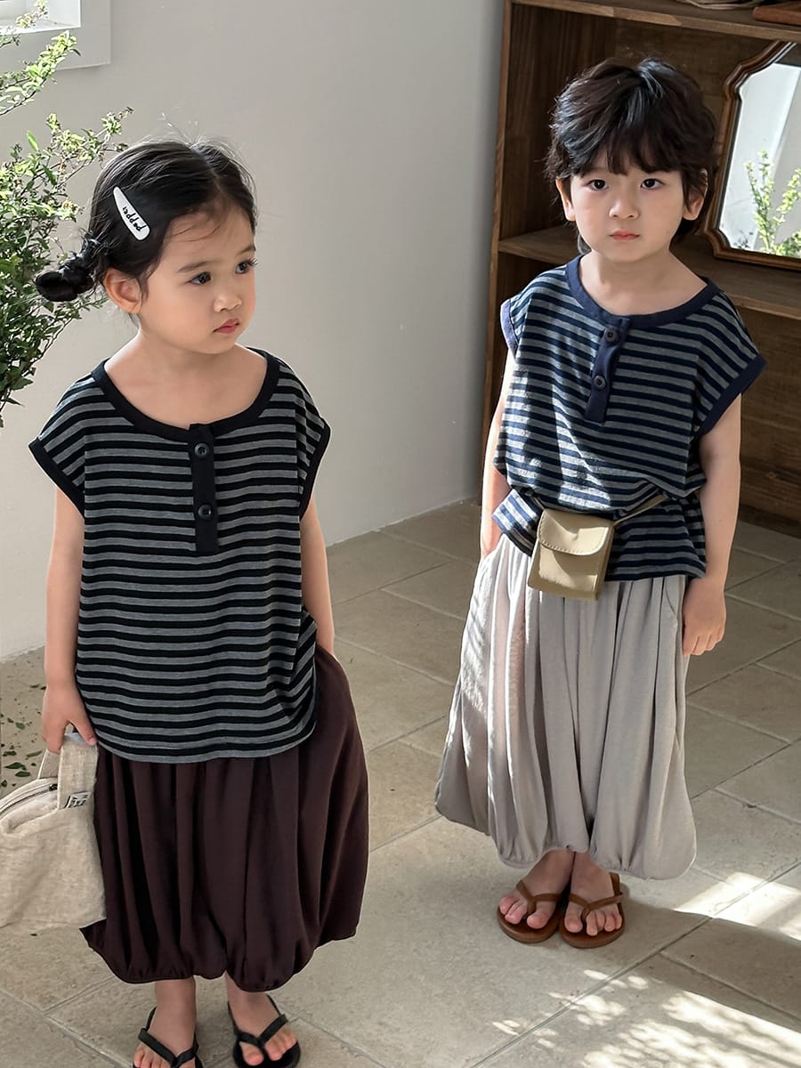 Striped Forest Tank Top ボーダー ノースリーブTシャツ【mh0013461】 Jiaye Kids タンクトップ・キャミソール・ノースリーブトップス