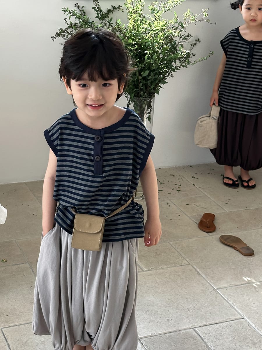 Striped Forest Tank Top ボーダー ノースリーブTシャツ【mh0013461】 Navy / 80cm Jiaye Kids タンクトップ・キャミソール・ノースリーブトップス
