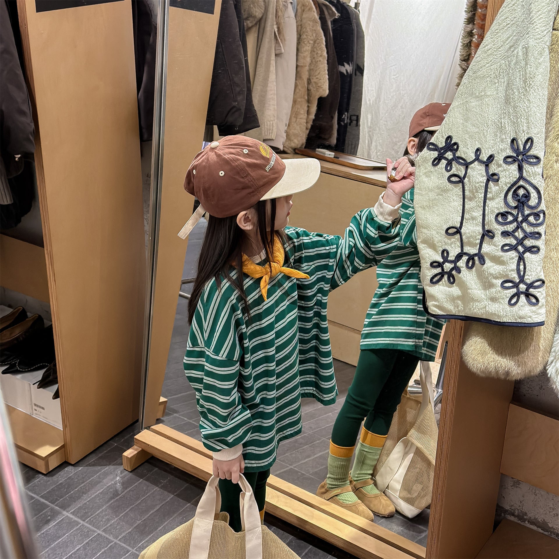 Striped Long Sleeve Cotton T-shirt ボーダー柄 ポケット付き 長袖 Tシャツ【mh0012449】 ADbaby 長袖Tシャツ