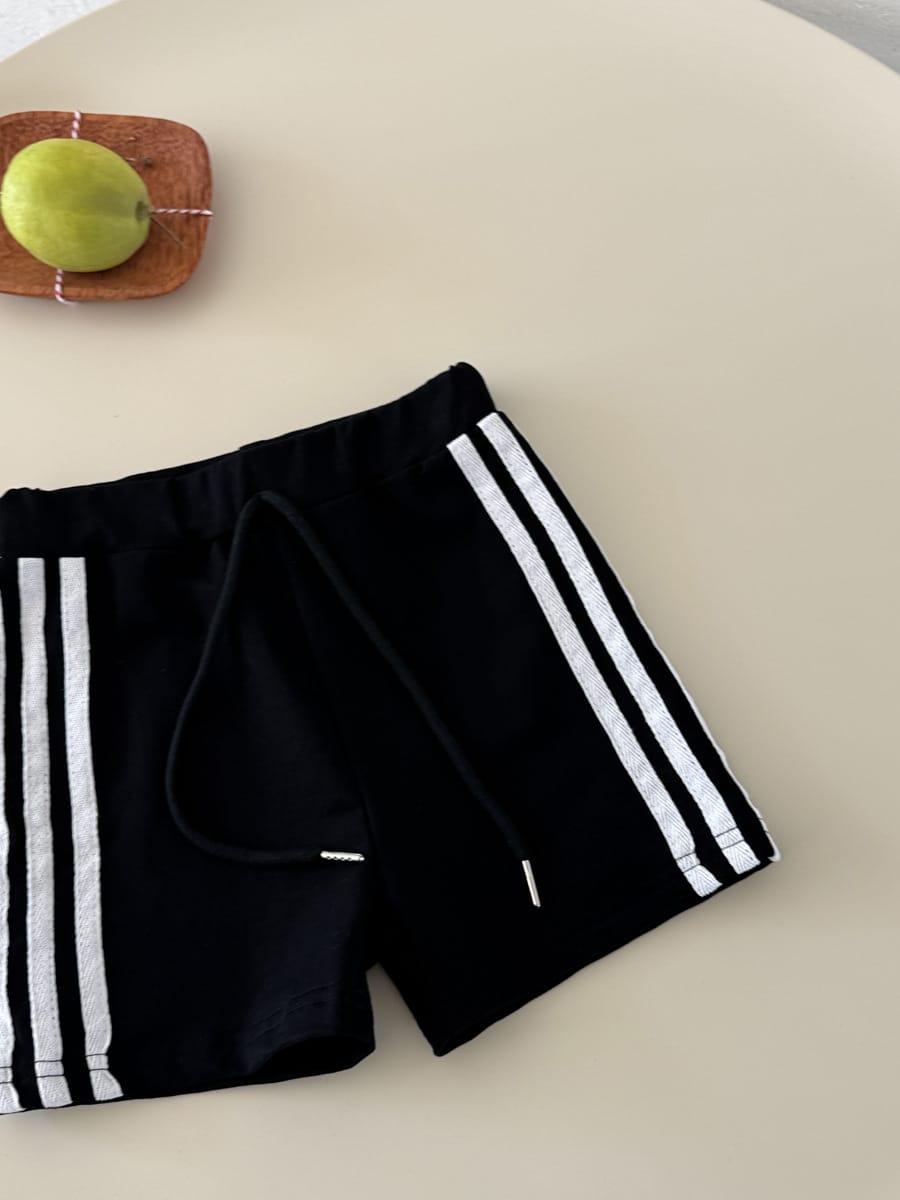 Striped Sporty Shorts ライン ショートパンツ【mh0013078】 mamahalo kids ハーフパンツ・ショートパンツ