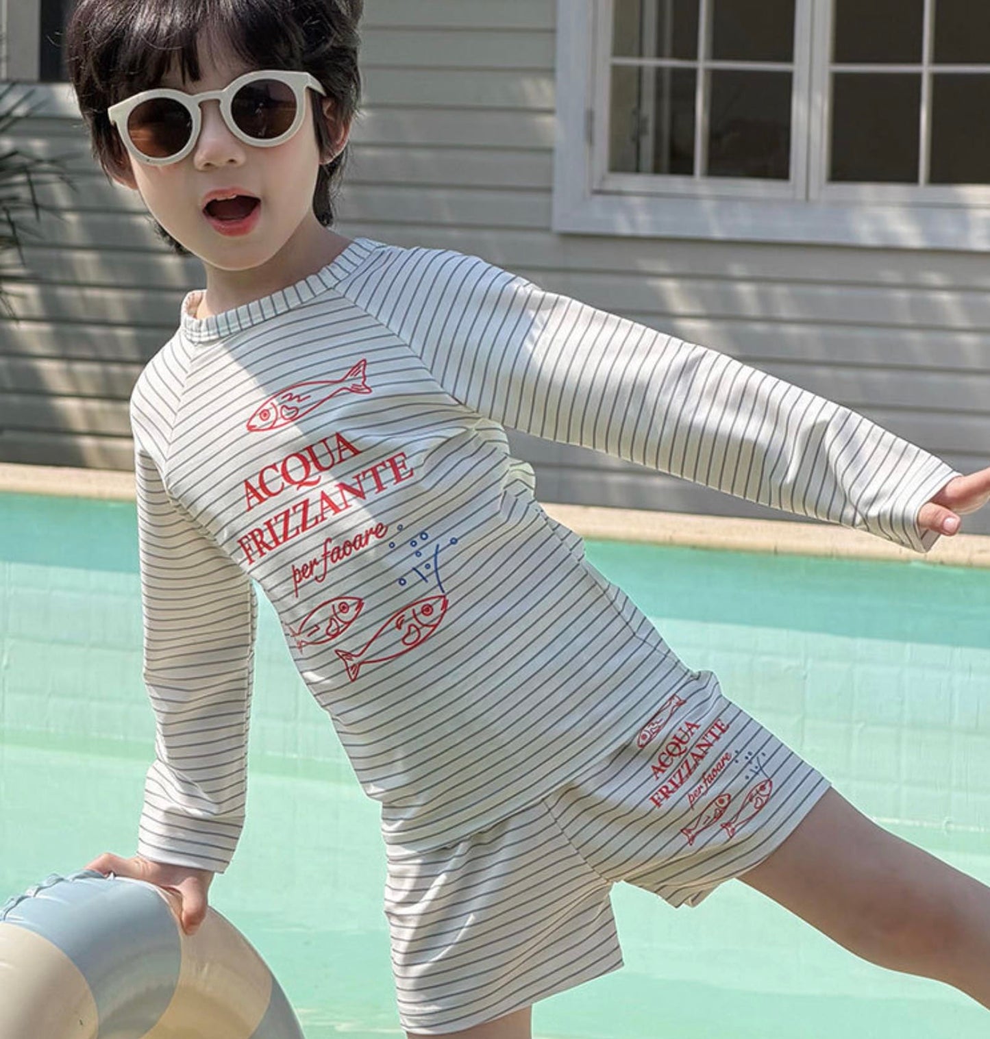 Striped Surfing Swimsuit 長袖ラッシュガード ショートパンツ 水着セット【mh0013324】 mamahalo kids ベビー用水着