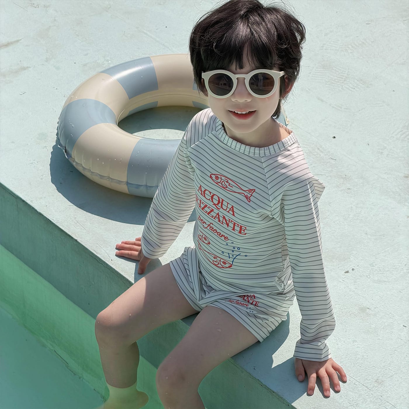 Striped Surfing Swimsuit 長袖ラッシュガード ショートパンツ 水着セット【mh0013324】 mamahalo kids ベビー用水着
