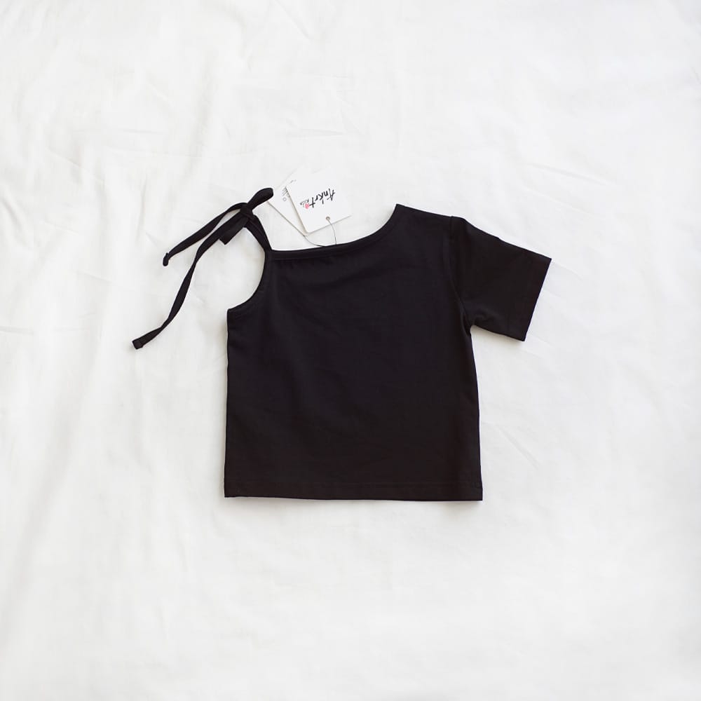 キッズ アシンメトリー ワンショルダー リボン 半袖Tシャツ【mh0013815】 Black / 90cm ANKRT 半袖Tシャツ