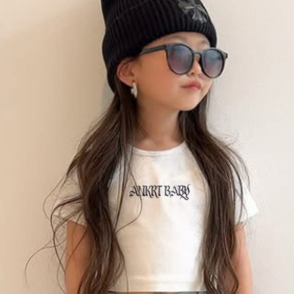 キッズ フロントロゴプリント 半袖Tシャツ プリーツスカート セット【mh0013827】 ANKRT 半袖セットアップ
