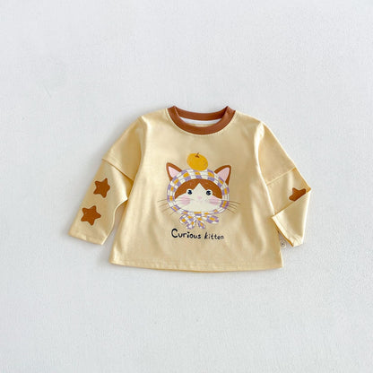 キッズ用長袖Tシャツ（重ね着風）ベージュ系、猫キャラのプリント