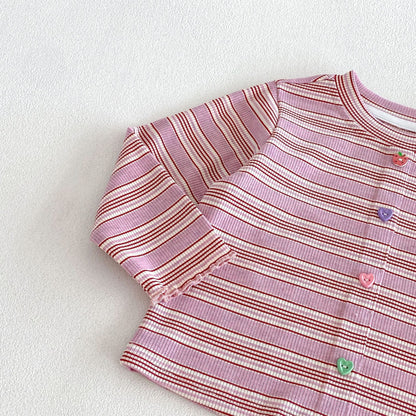 キッズ用ボーダー長袖Tシャツ、ピンク系の細ボーダーとカラフルボタン付き