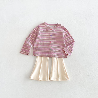 キッズ用ボーダー長袖Tシャツ（ピンク）＋アイボリースカート。ボタン付き