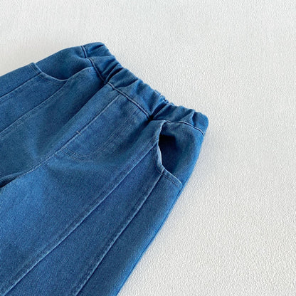 キッズ デニムパンツ ウエスト周りアップ ゴム仕様と内側の縫い目