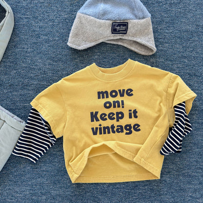キッズ長袖Tシャツ（レイヤード風）ボーダー袖・英字プリント、イエロー