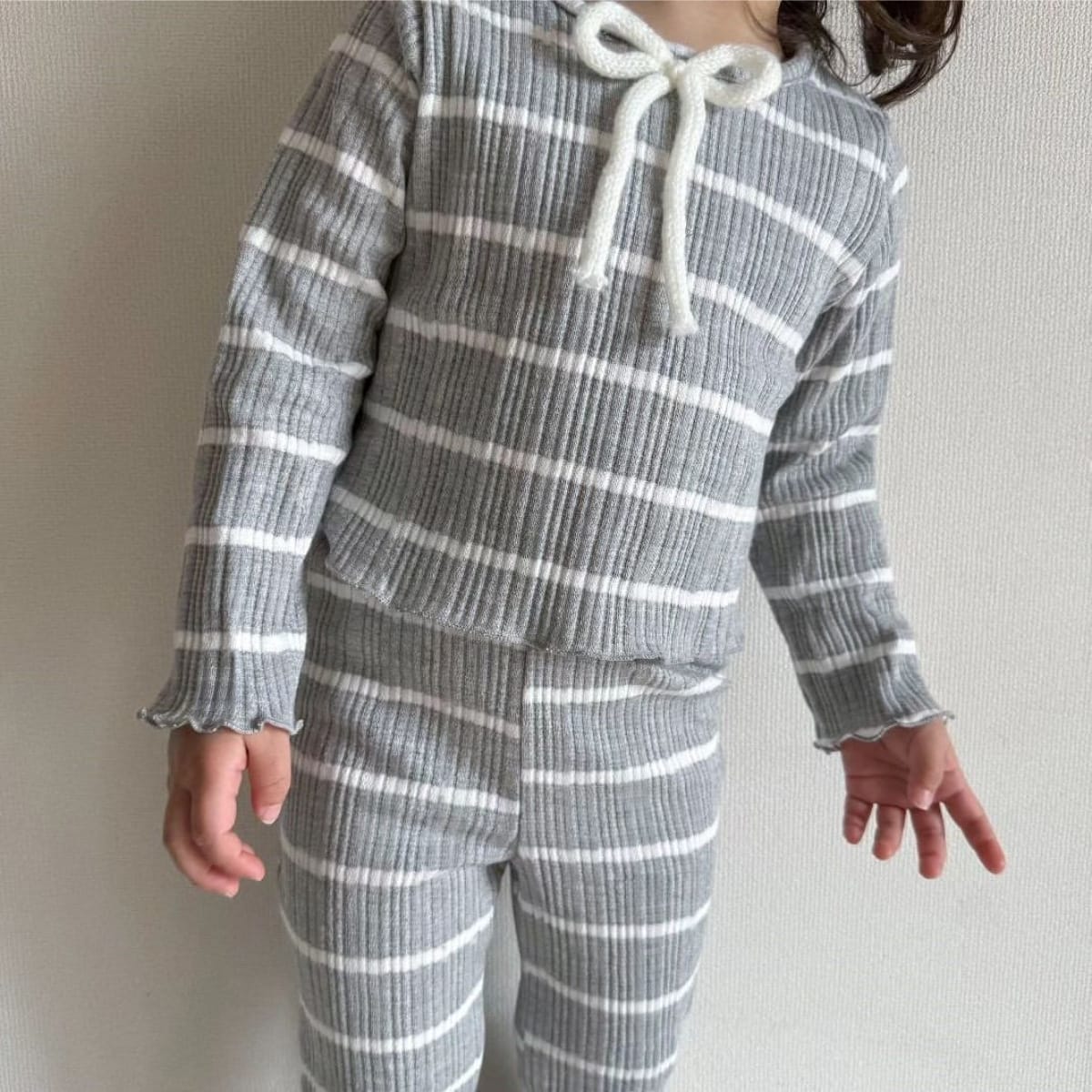 ベビー ボーダー リボン 長袖Tシャツ フレアパンツ【mh0014396】 Gray-White Set / 66cm BBAMMA 長袖セットアップ