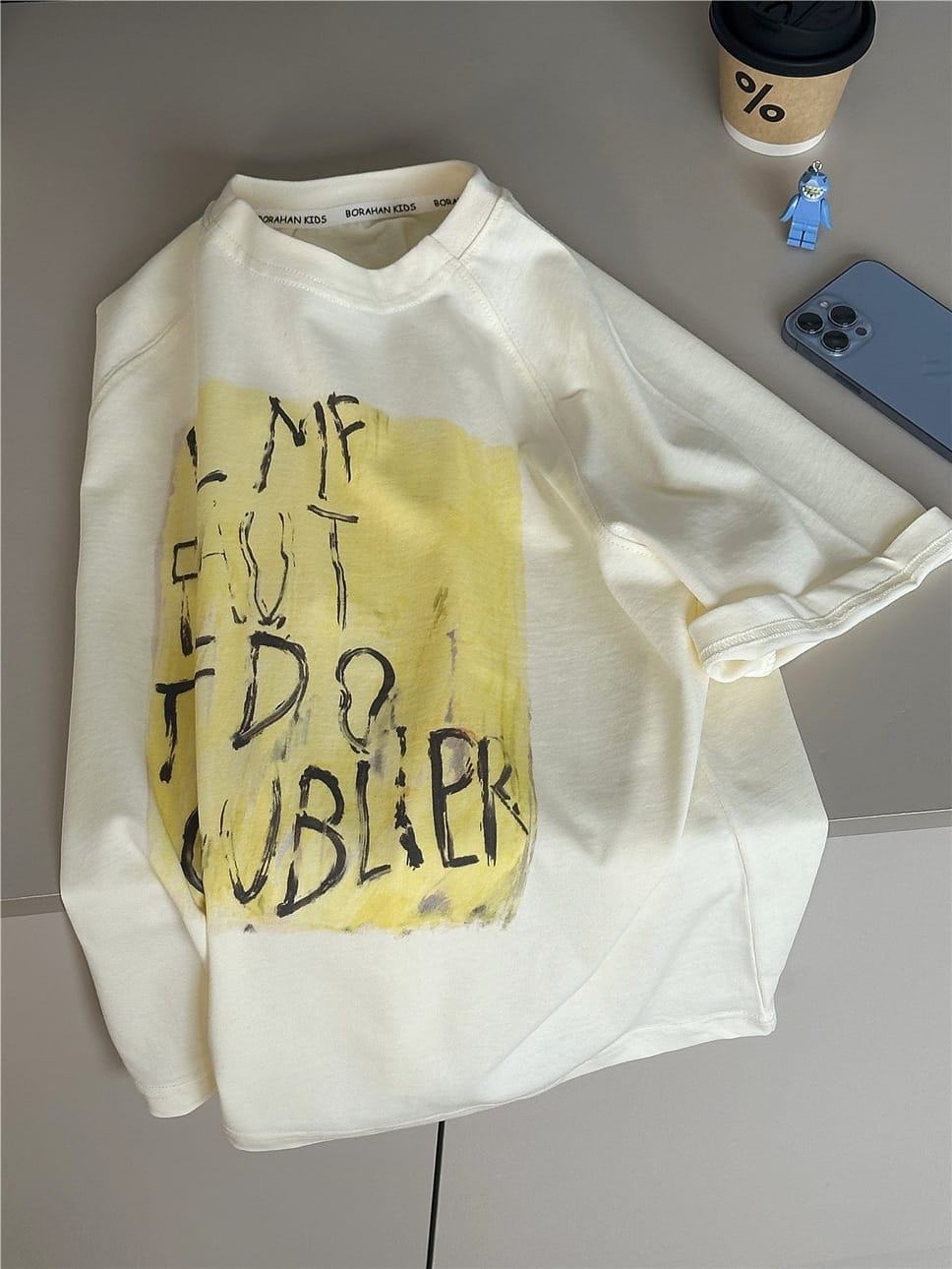 Textured Abstract Tee 英字プリント 半袖Tシャツ【mh0012942】 snidols 半袖Tシャツ