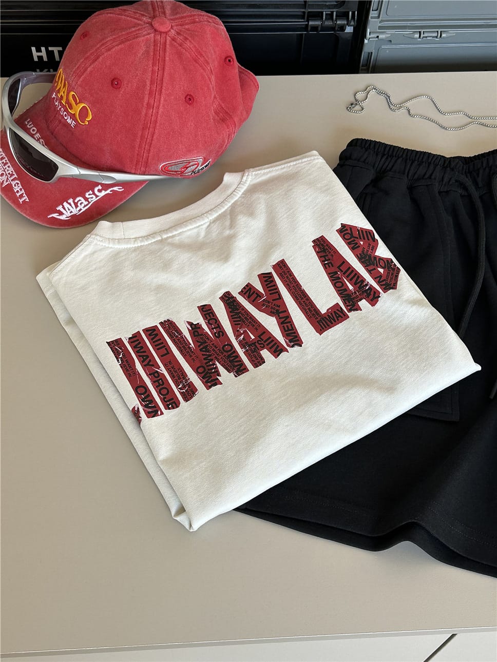Textured Graphic T-shirt 英字ロゴ 半袖Tシャツ【mh0012940】 snidols 半袖Tシャツ