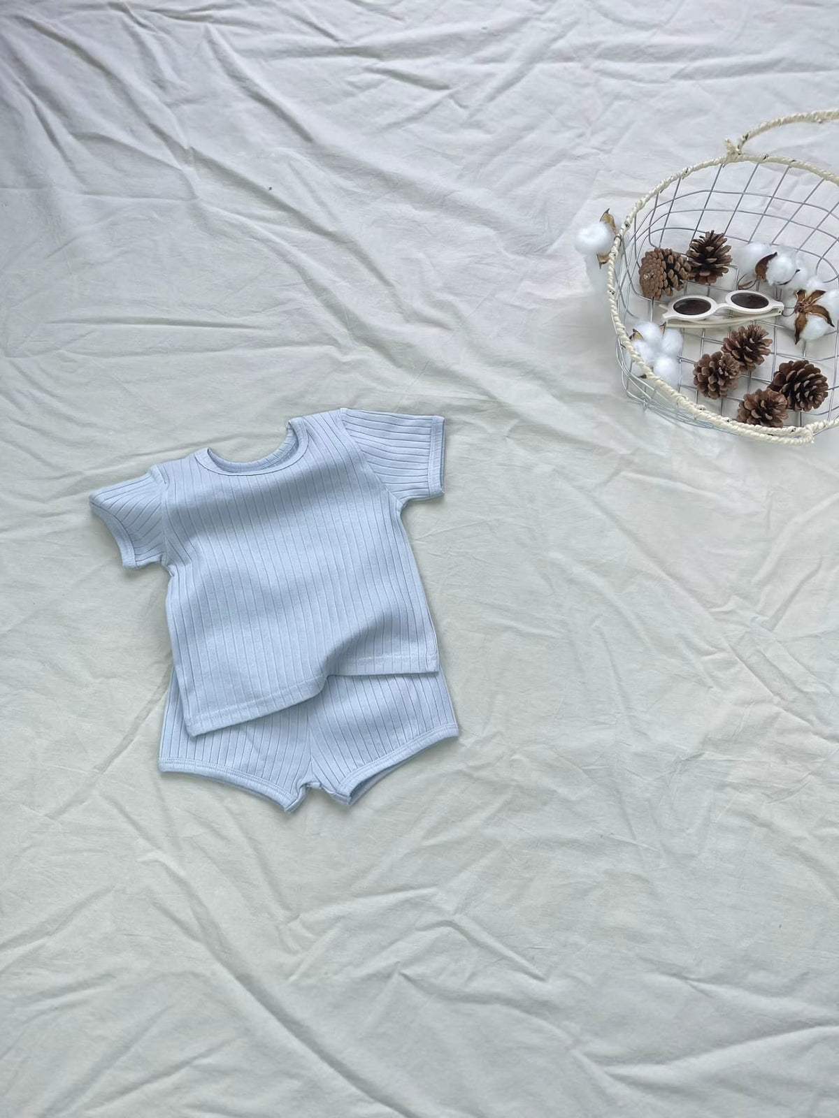 Textured Solid Color Set 半袖Tシャツ ショートパンツ【mh0012899】 yi nian ni 半袖セットアップ