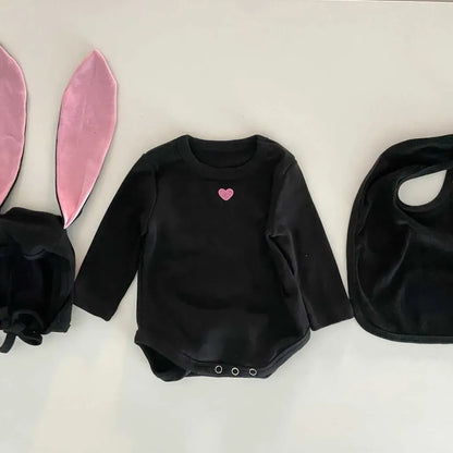 長袖ロンパース ハートアクセント長袖ロンパース+うさ耳ボンネット帽子セット【mh0011198】