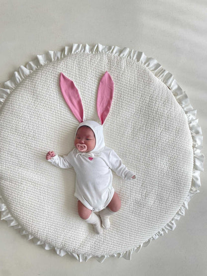 長袖ロンパース White / 66cm ハートアクセント長袖ロンパース+うさ耳ボンネット帽子セット【mh0011198】