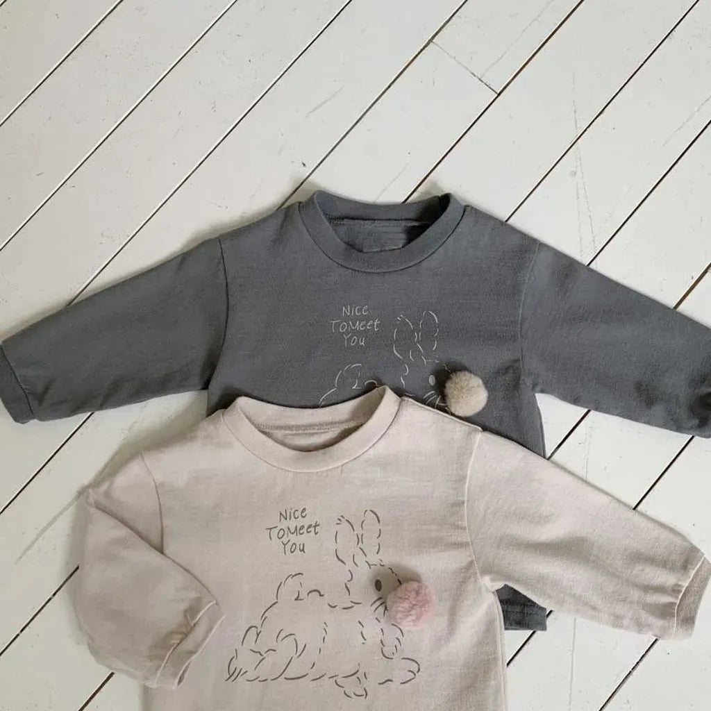 長袖Tシャツ ぽんぽん付きうさぎプリント長袖スウェットシャツ【mh0011197】