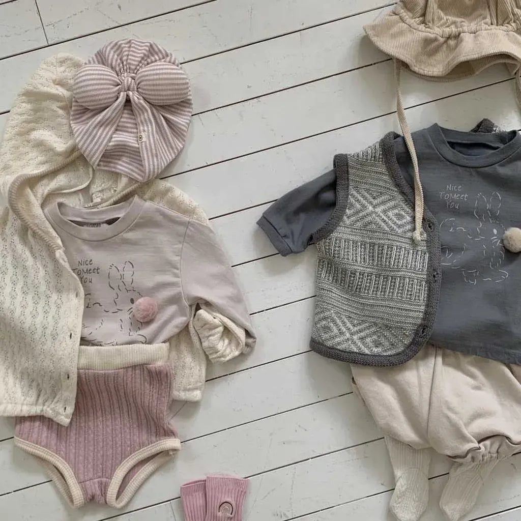 長袖Tシャツ ぽんぽん付きうさぎプリント長袖スウェットシャツ【mh0011197】