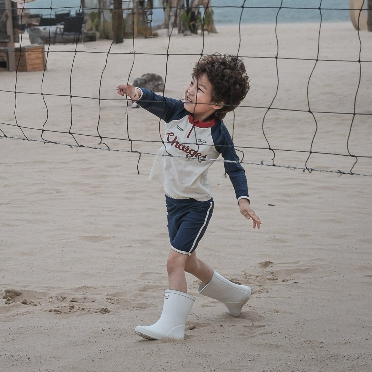 Two-Piece Long-Sleeve Sun Protection Swimsuit ラグラン 長袖水着 ショートパンツ【mh0013330】 mamahalo kids ベビー用水着