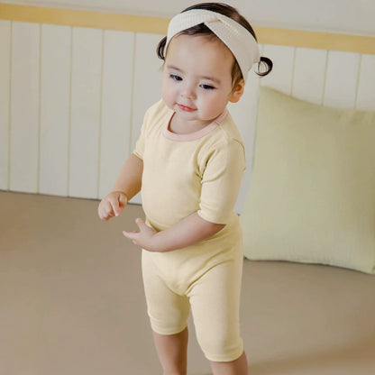 Two-Tone Minimalist Loungewear Set 半袖Tシャツ クロップドパンツ ルームウエア【mh0013610】 BBAMMA 半袖パジャマ