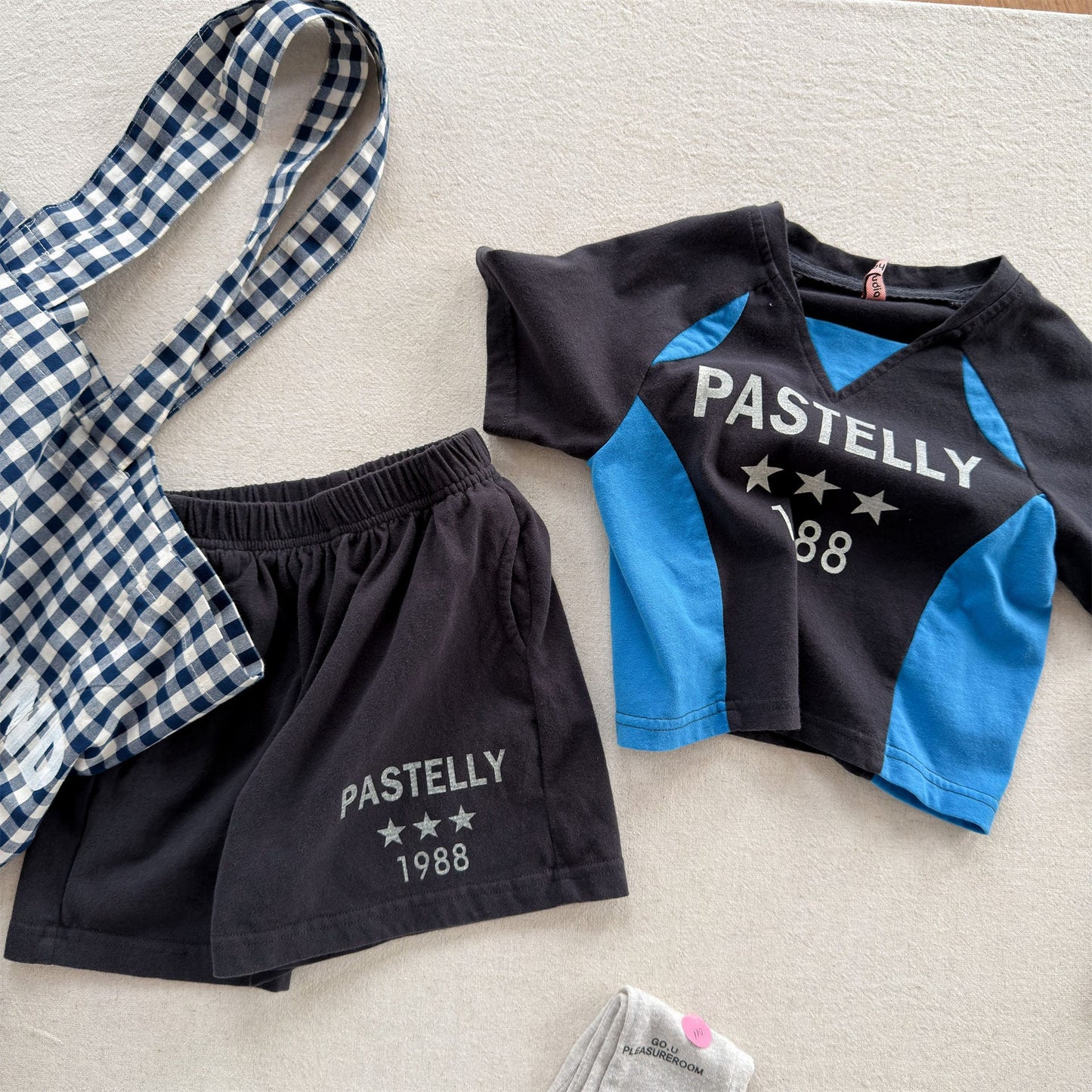 ロゴ Vネック 半袖Tシャツ ショートパンツ セット ストリート【mh0013709】 ADbaby 半袖セットアップ