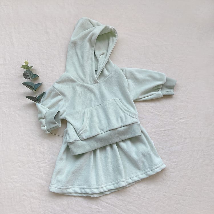 Velvet Hooded Top & Skirt Set ベルベット フーディトップス＆スカート セット【mh0012689】 BBAMMA 長袖セットアップ