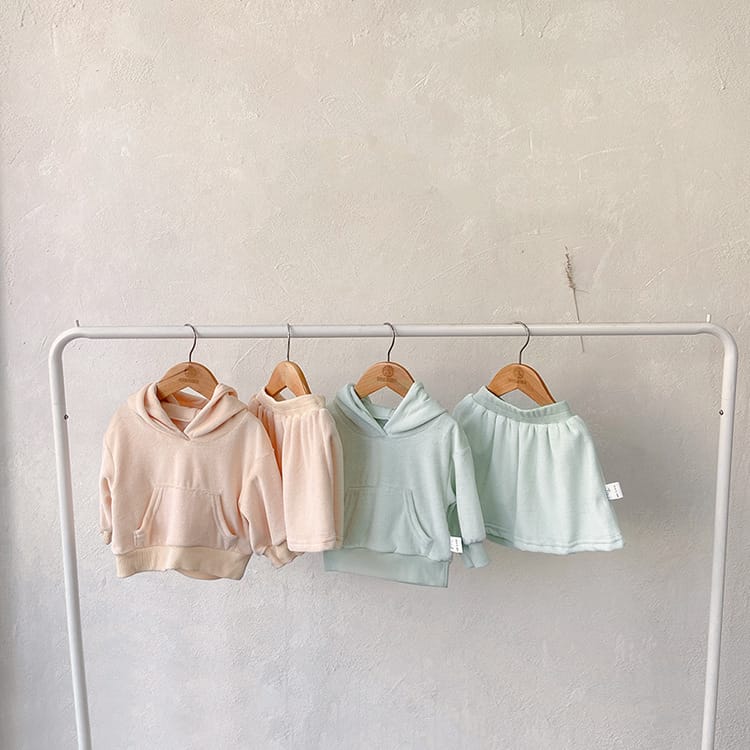 Velvet Hooded Top & Skirt Set ベルベット フーディトップス＆スカート セット【mh0012689】 BBAMMA 長袖セットアップ