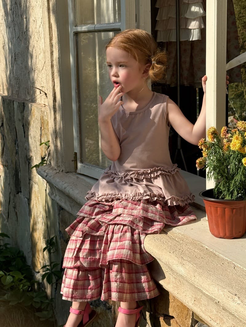 Versatile Sleeveless Knit T-Shirt Ruffled Skirt ラッフル ノースリーブTシャツ【mh0013268】 Chengle タンクトップ・キャミソール・ノースリーブトップス