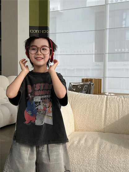 丸首ダークグレー半袖Tシャツ、バニーアニマルの大きなプリント