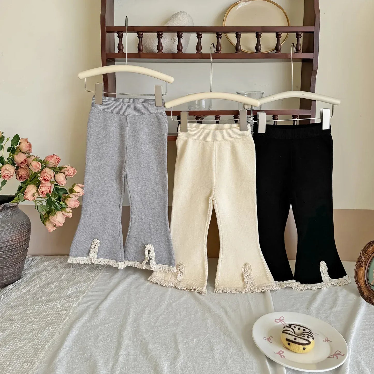 レギンスパンツ キッズパンツ レースフリルフロントスリットフレアレギンスパンツ 3カラー【mh0006744】