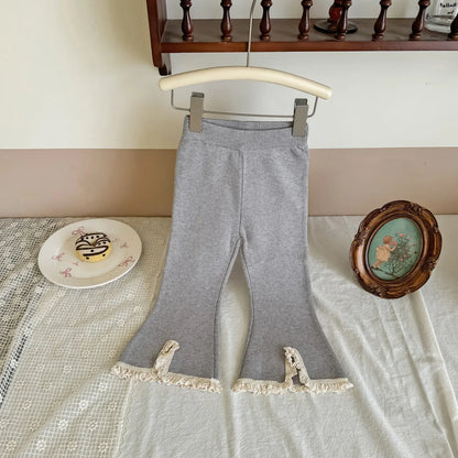 レギンスパンツ Light Gray / 2T (90) キッズパンツ レースフリルフロントスリットフレアレギンスパンツ 3カラー【mh0006744】