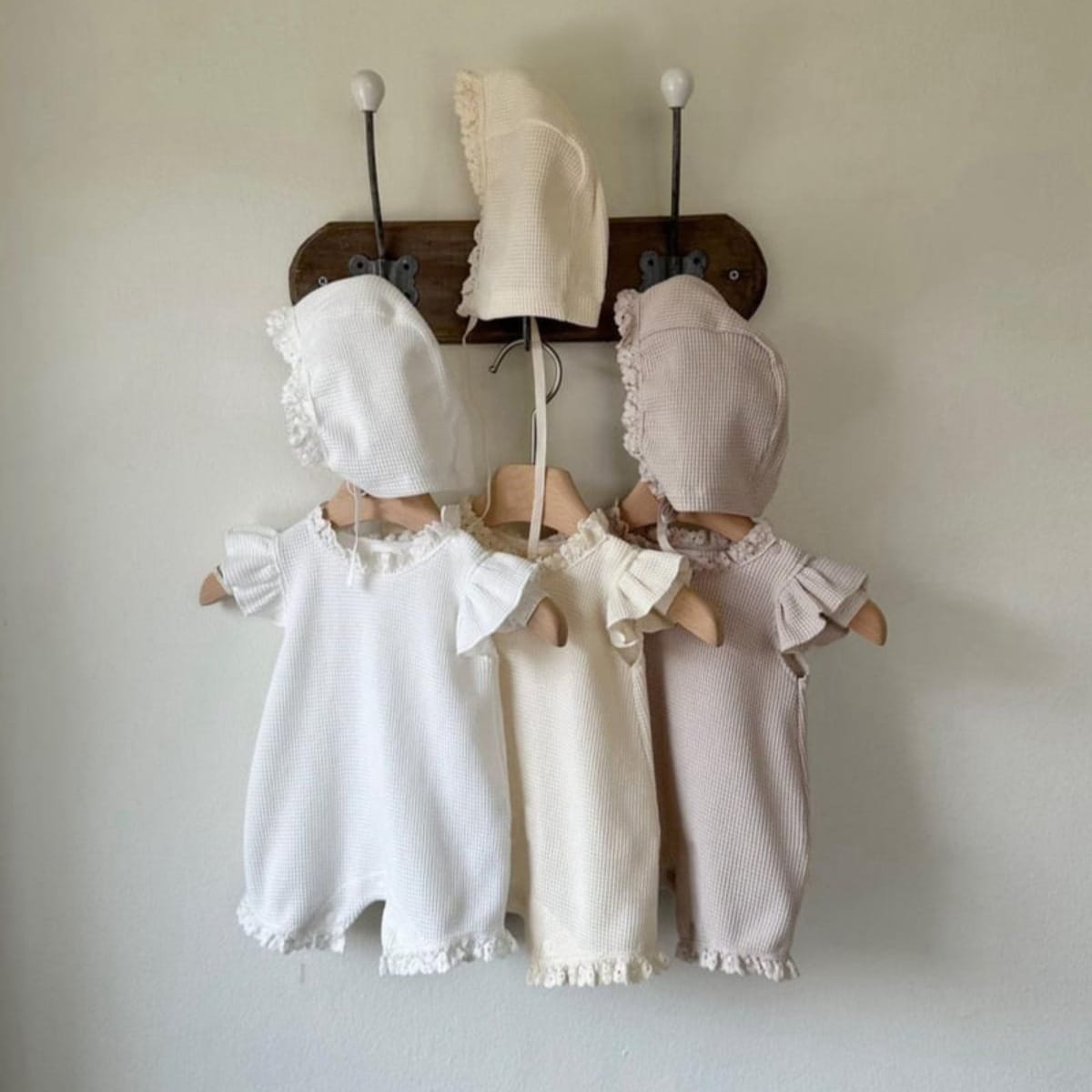 Waffle Lace Ruffle Sleeve Romper ワッフル 半袖ロンパース【mh0013510】 BBAMMA 半袖ロンパース