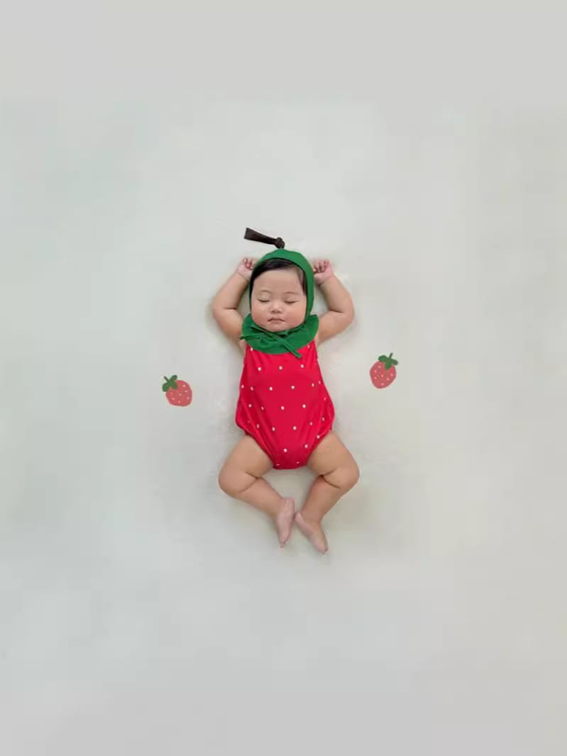 Watermelon Strawberry Fruit Motif One-Piece Swimsuit With Hat スイカ いちご ベビー ワンピース水着【mh0013377】 TOMMY'S GIFTS ベビー用水着