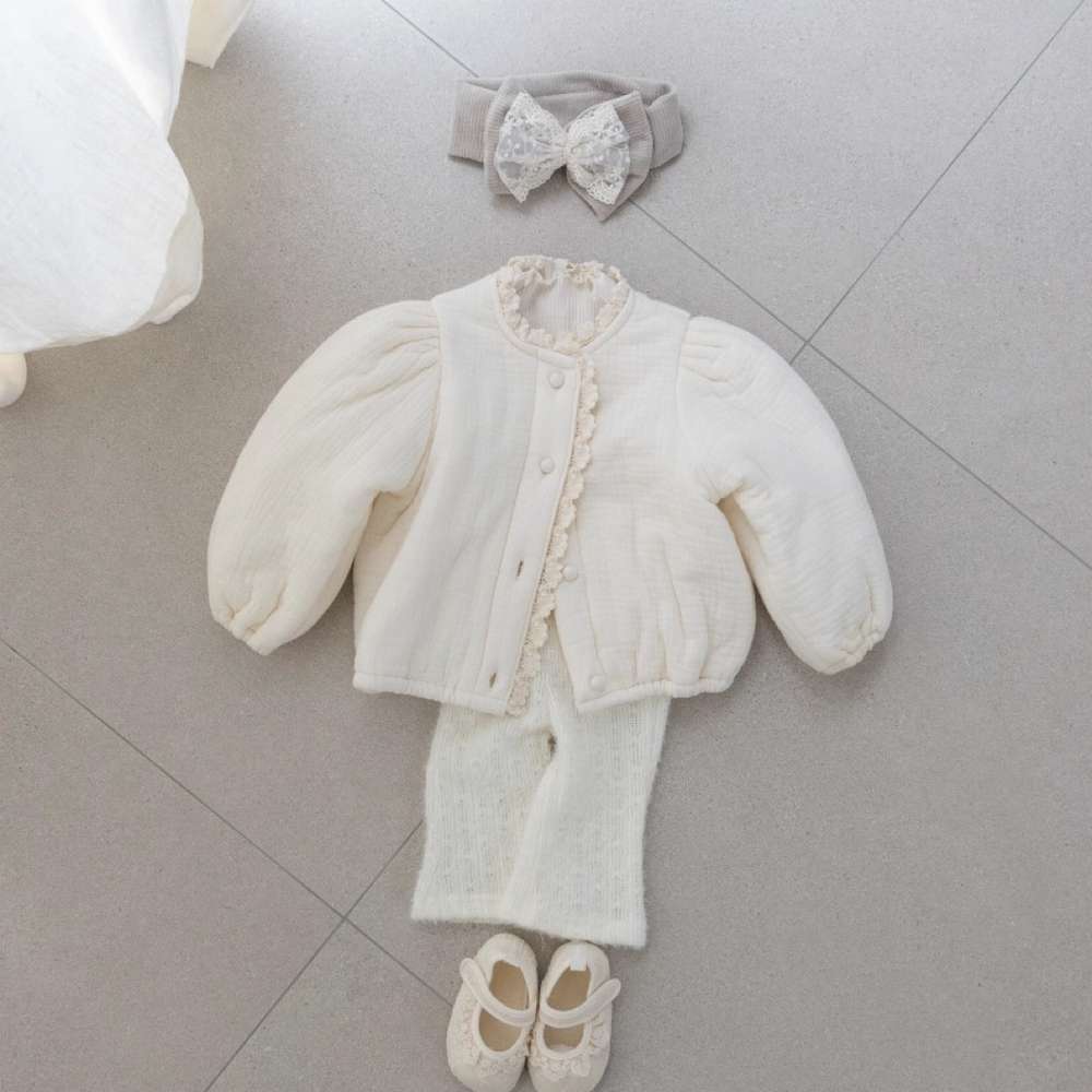 ショートコート・ジャケット・ジャンパー 長袖ブルゾン | メロウフリル | パフ袖中綿アウター | フェミニン【mh0011477】