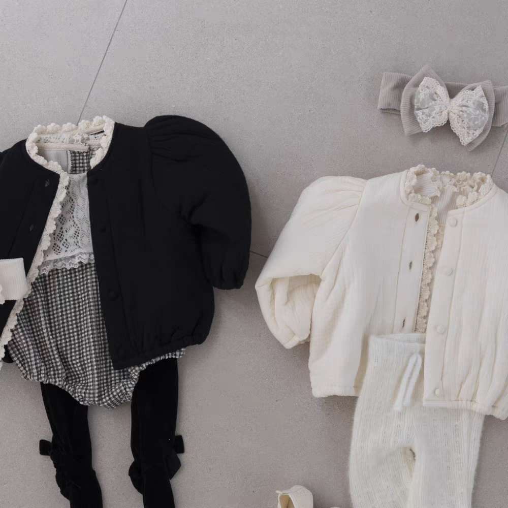 ショートコート・ジャケット・ジャンパー 長袖ブルゾン | メロウフリル | パフ袖中綿アウター | フェミニン【mh0011477】