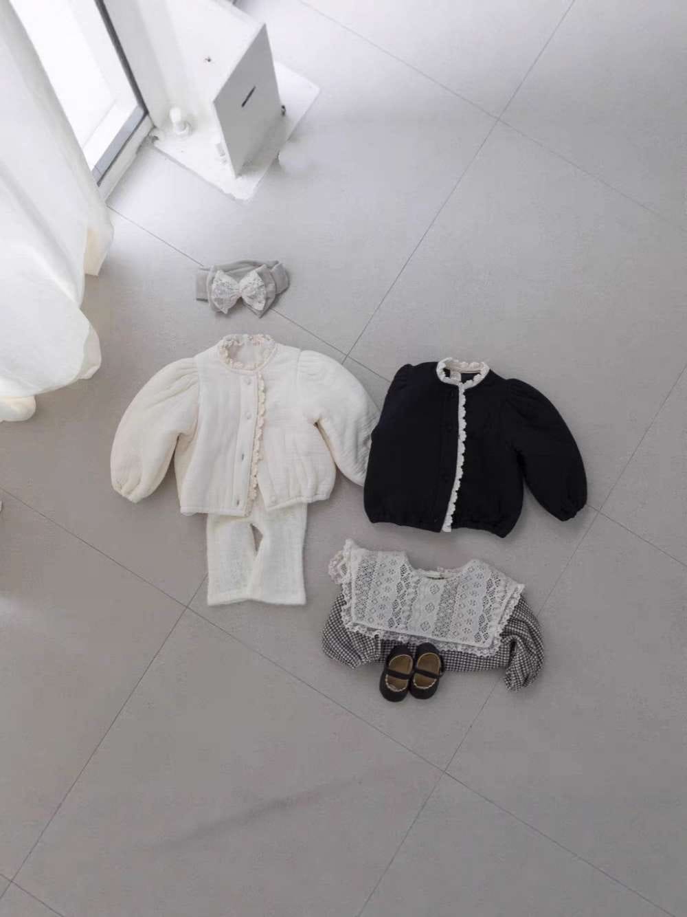 ショートコート・ジャケット・ジャンパー 長袖ブルゾン | メロウフリル | パフ袖中綿アウター | フェミニン【mh0011477】