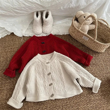 カーディガン・パーカー キッズカーディガン ウッドボタンアラン編みケーブルニットジャケット 2カラー【mh0007554】