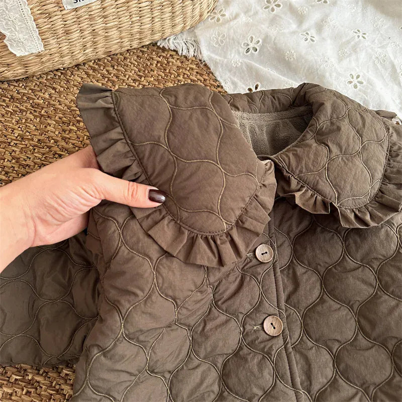 ショートコート・ジャケット・ジャンパー キッズアウター ウェーブキルティングビッグフリル襟パデッドコートジャケット【mh0007889】