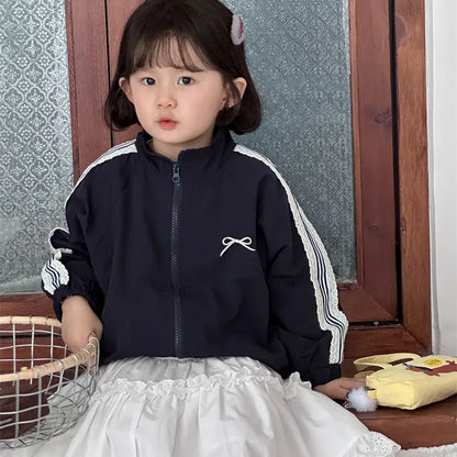 ショートコート・ジャケット・ジャンパー リボン刺繍サイドレースジップアップジャケット【mh0011252】