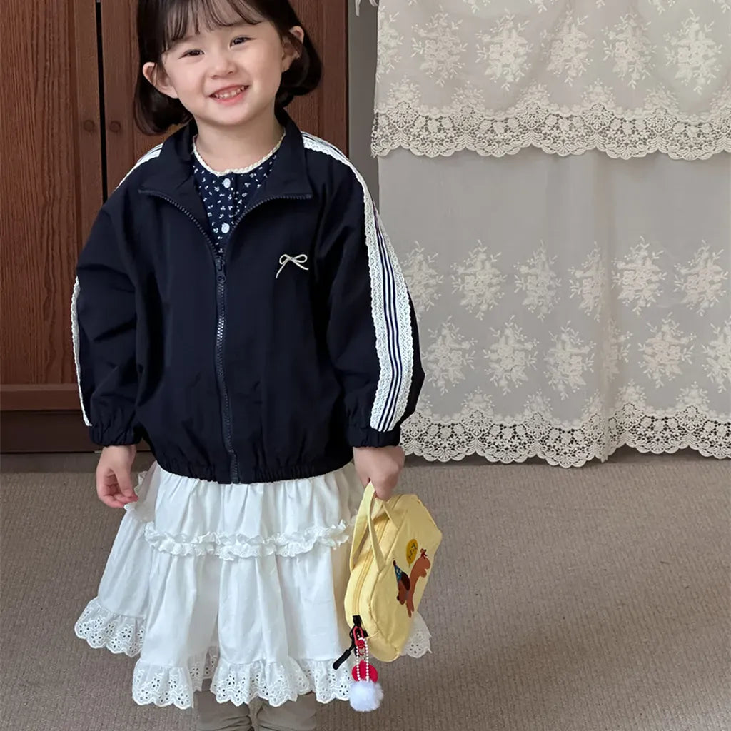 ショートコート・ジャケット・ジャンパー リボン刺繍サイドレースジップアップジャケット【mh0011252】