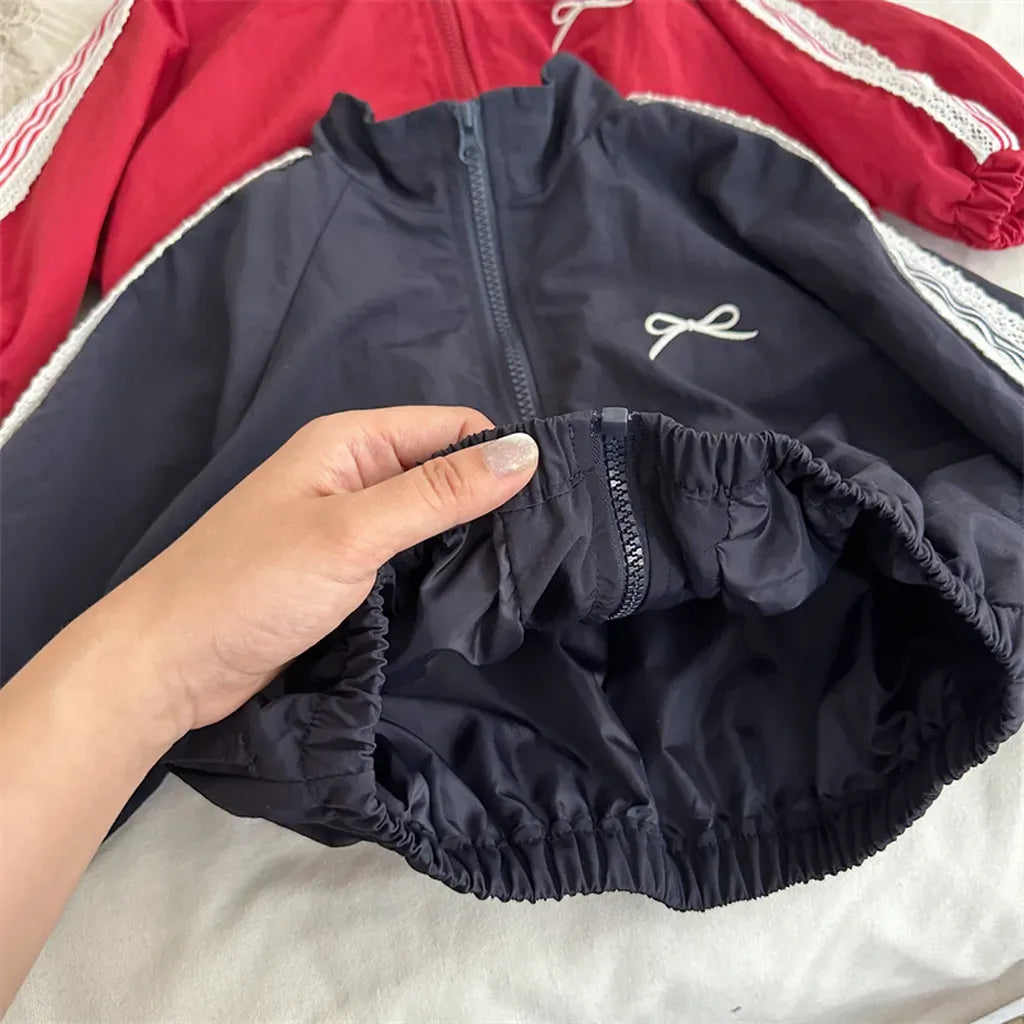 ショートコート・ジャケット・ジャンパー リボン刺繍サイドレースジップアップジャケット【mh0011252】