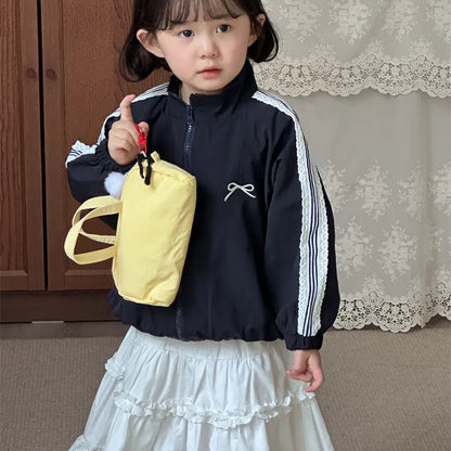 ショートコート・ジャケット・ジャンパー リボン刺繍サイドレースジップアップジャケット【mh0011252】