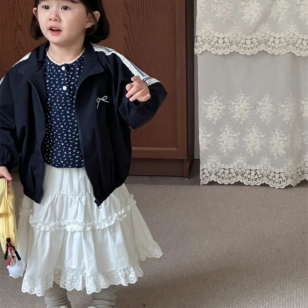 ショートコート・ジャケット・ジャンパー リボン刺繍サイドレースジップアップジャケット【mh0011252】